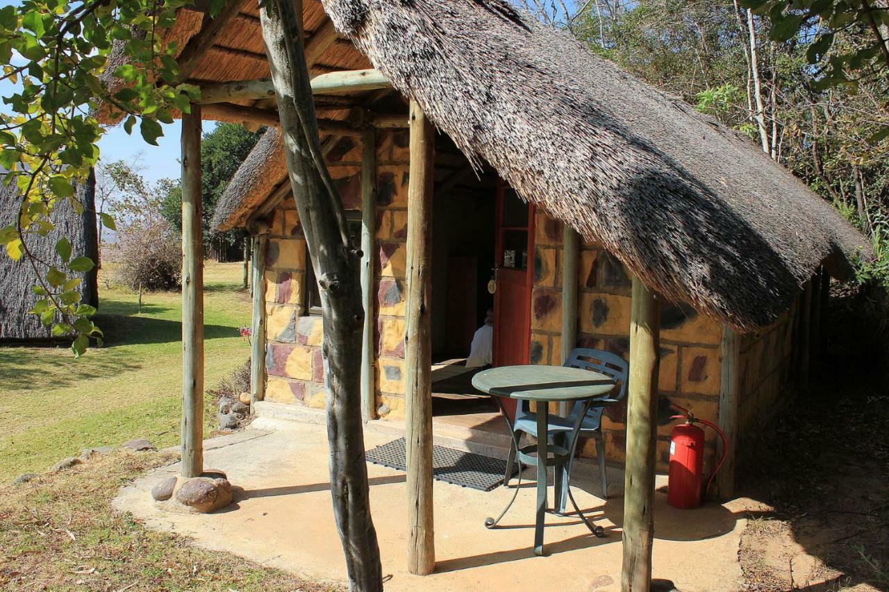 Villa Sungubala Eco Camp Bergville Exterior foto